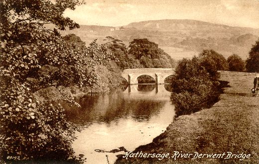 Old Postcard of River Derwent Bridge (Hathersage)