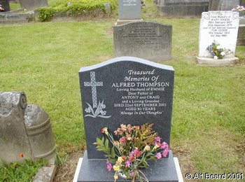 THOMPSON, Alfred 2001